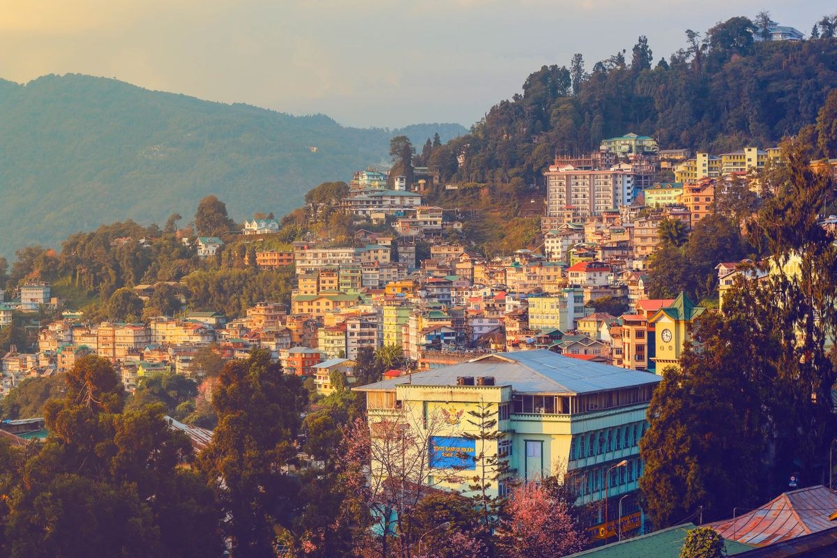 Gangtok And Darjiling  Tour Package  (5 Night and 6 Days )